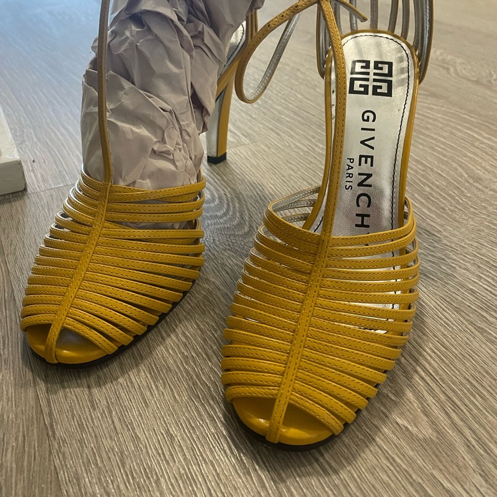 Summer. Heels